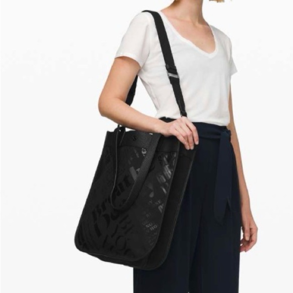 Lululemon Now and Always Tote *15L